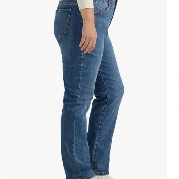 NWT Lee womens Plus Size Ultra Lux Comfort Flex Motion Straight Leg Jean, 22W - Picture 2 of 5